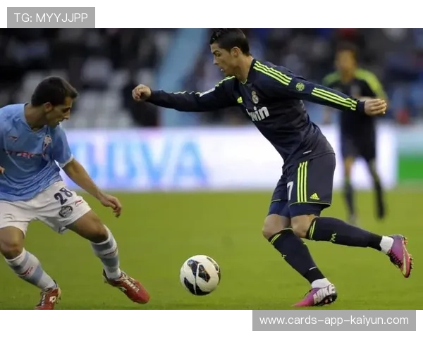 足球边锋跑出全场最快速度数据，速度与激情的完美诠释